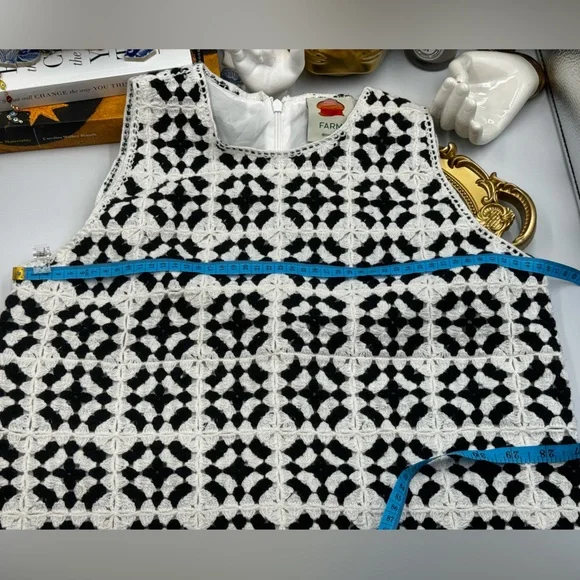 🆕 FARM Rio 🧿 NWT Patch Crochet Black & White Monochrome Mini Dress - Size L - Picture 12 of 16